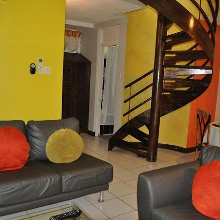 Beach Penthouse A25 Sandcastles Ocho Rios Exterior foto